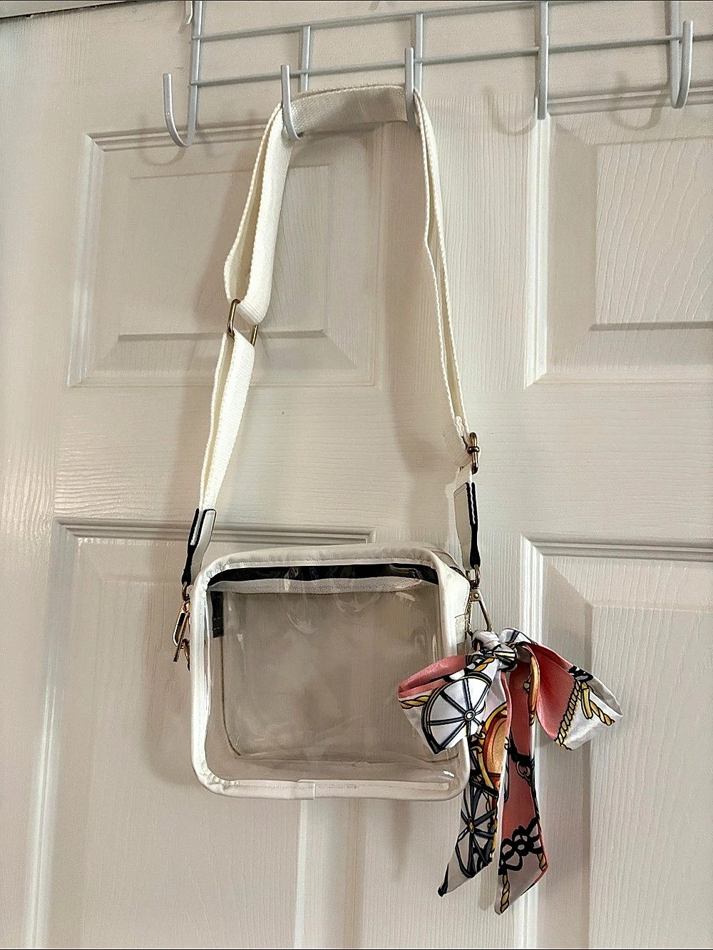 Packed Party Bow On The Go Clear Crossbody Handbag White